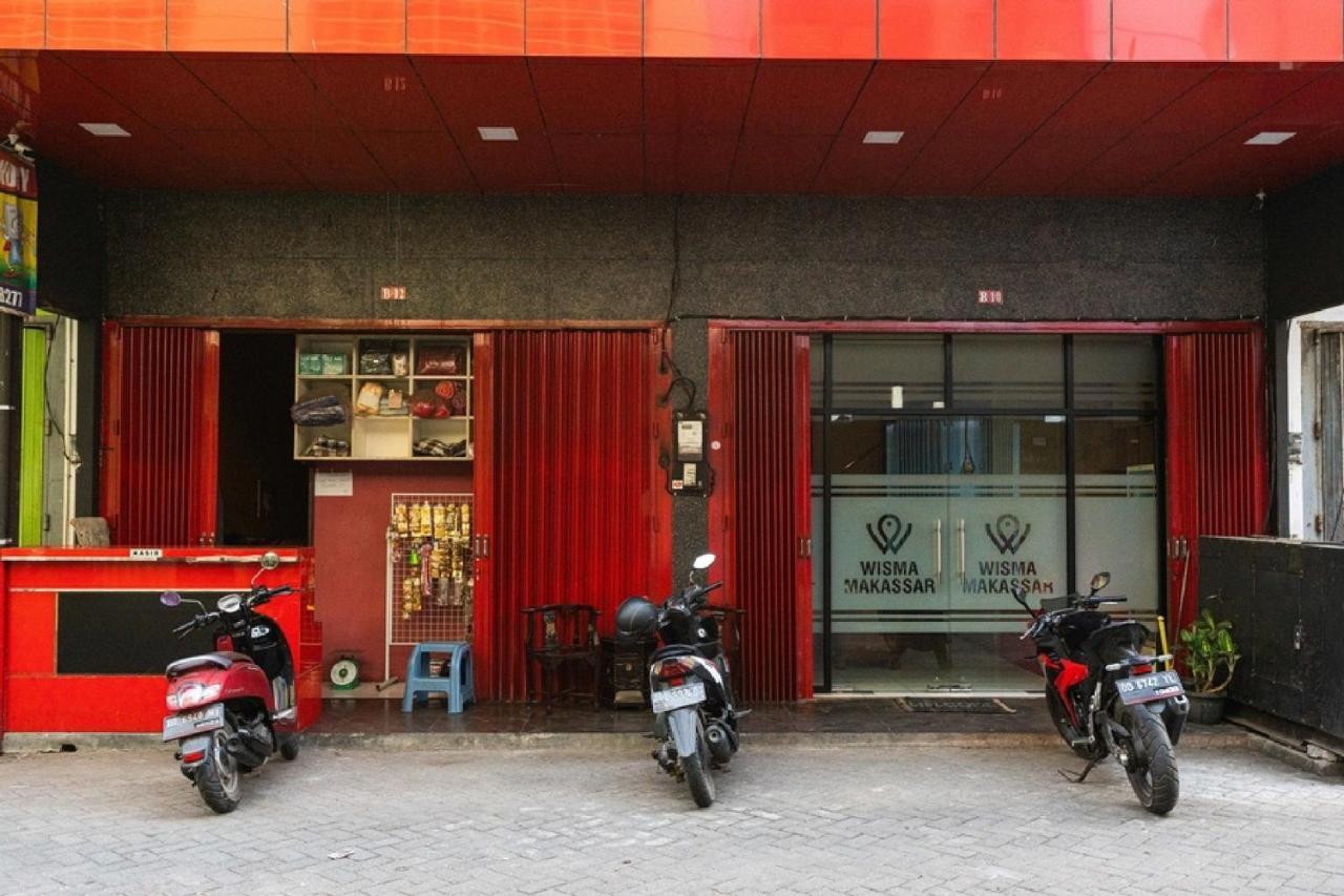 Reddoorz @ Hertasning Area 2 Makassar Exterior photo